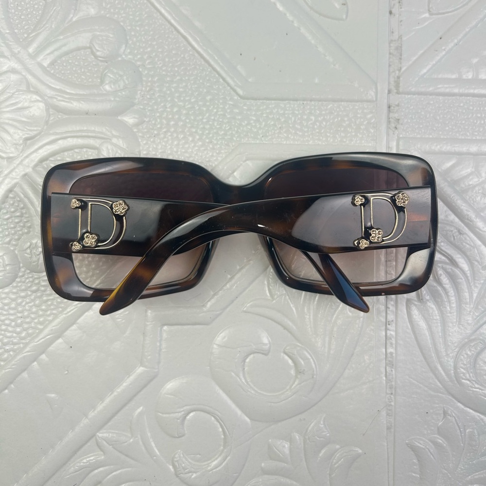 Christian Dior Womenโs Sunglasses Tortoise Shell Oversized SquareGradient Lenses - Picture 7 of 8